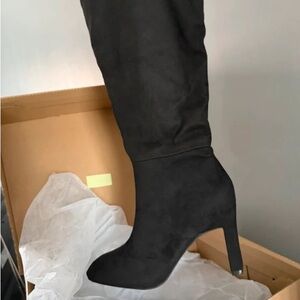 Boohoo Elegant Black Suede Heeled Boots